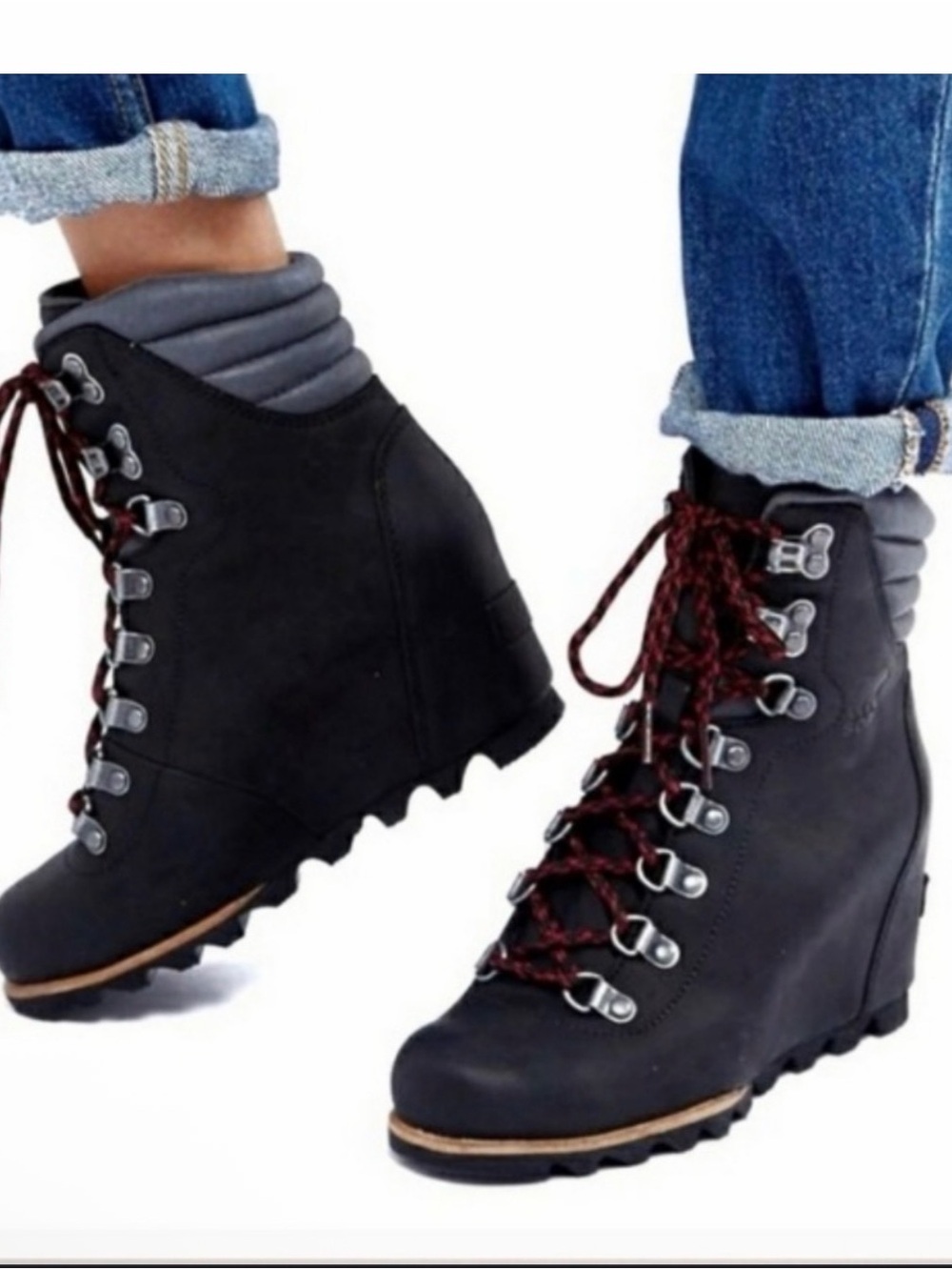 Sorel conquest wedge boot black lumberjack laces red like new 7US leather wedge